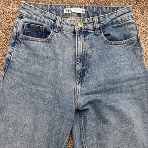 Zara high-waisted mom fit jeans
